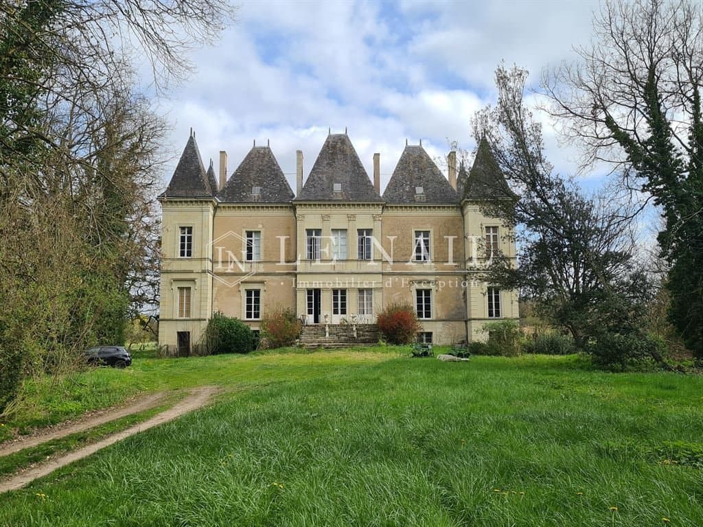Charming 19th Century Château Surrounded By Wooded Park 2