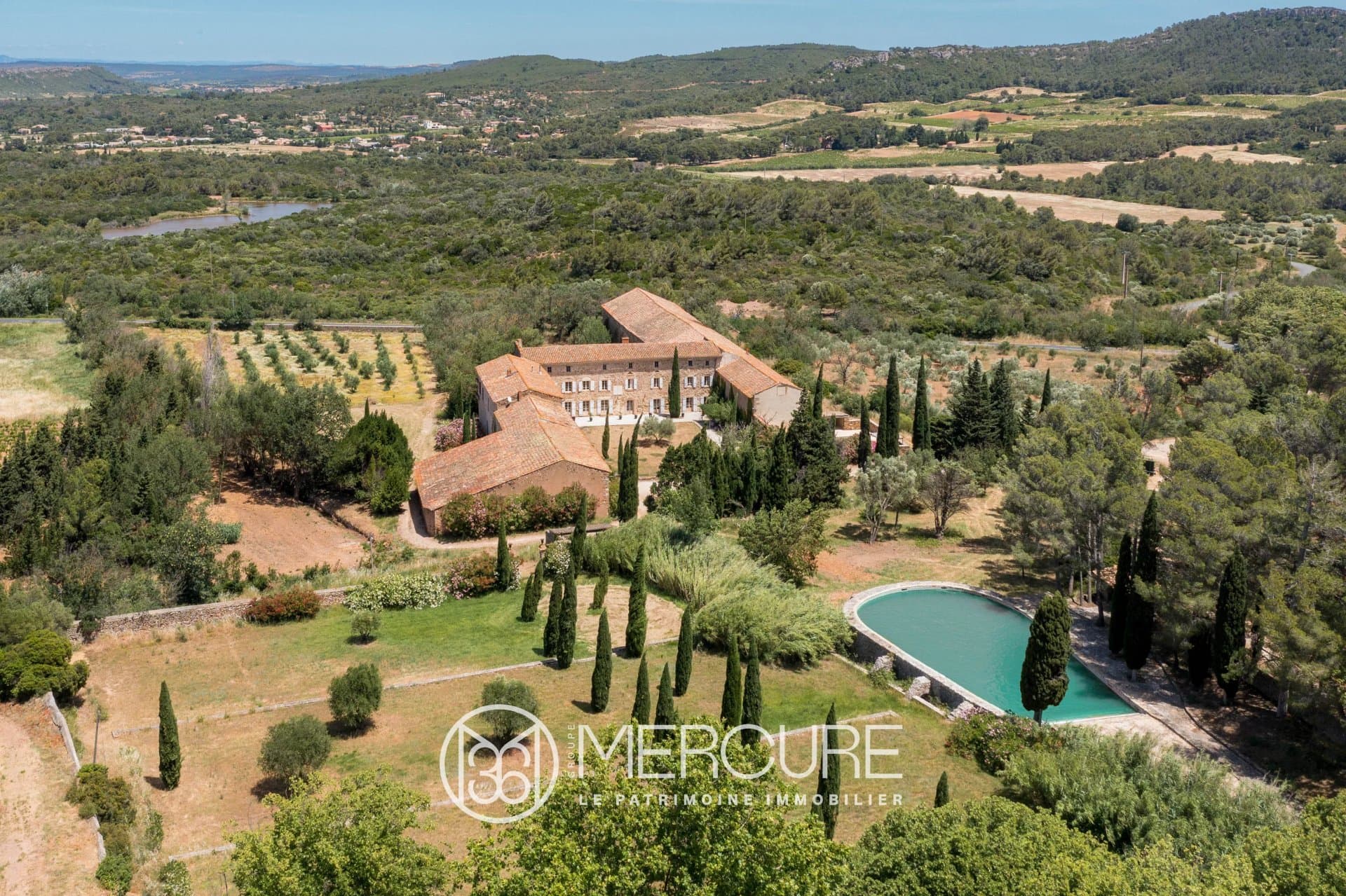 Magnificent Château With Bastide And Extensive Grounds 5