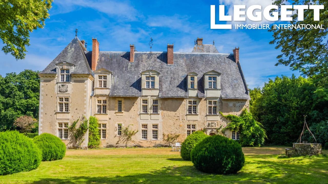 Elegant Renaissance Château Set Within 34 Hectares of Enchanting Parkland 2