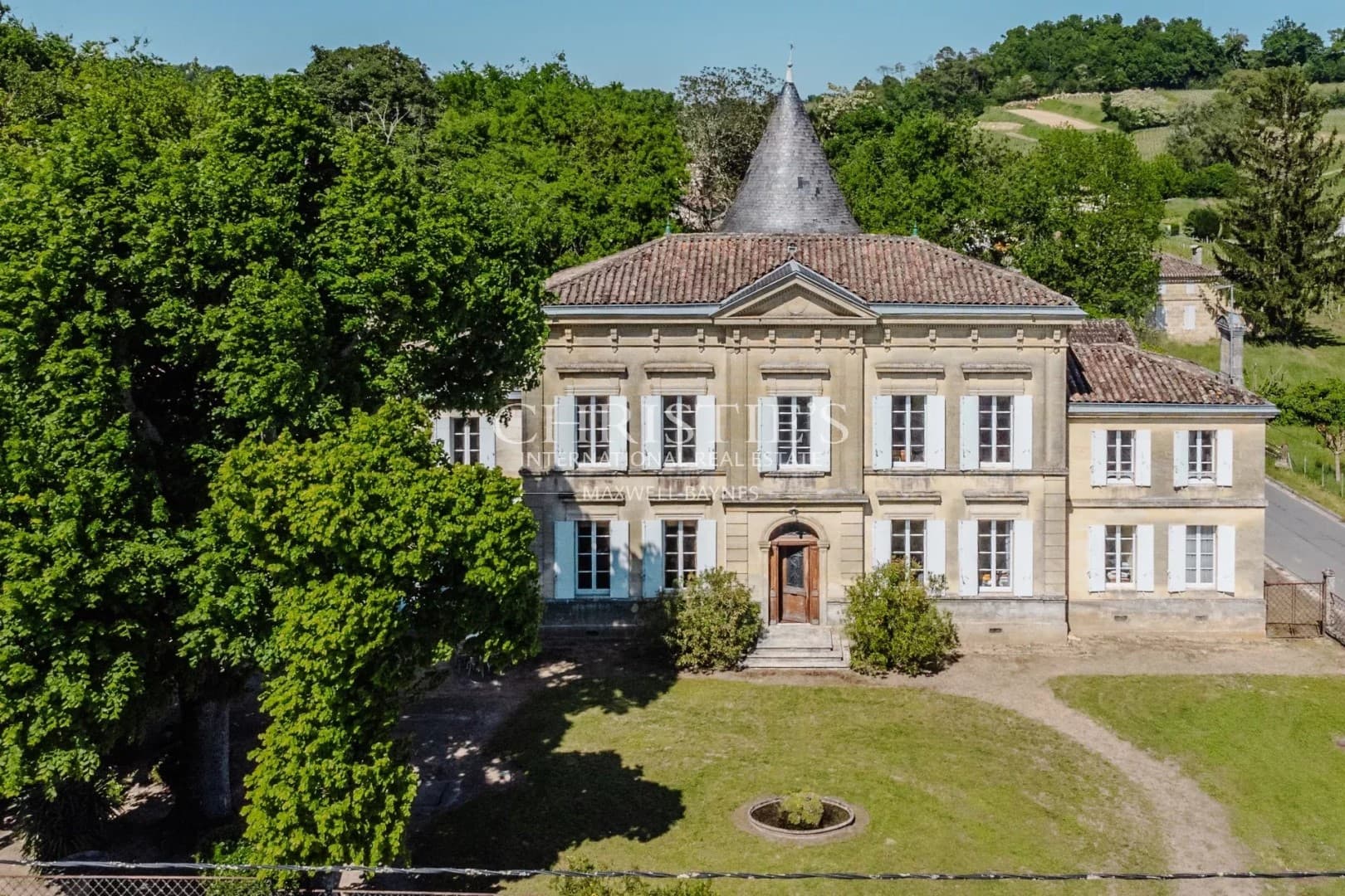 Charming Napoleon III Mansion in Saint-Émilion 4