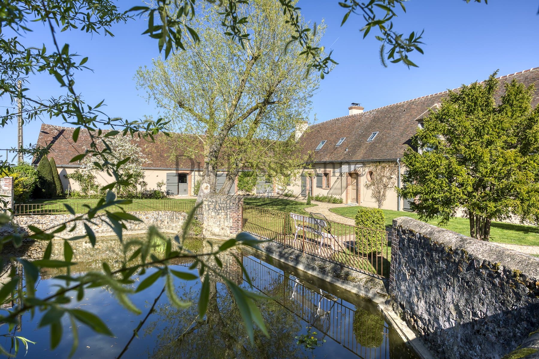 Authentic 17th Century Equestrian Property With 2.4 Hectares 4