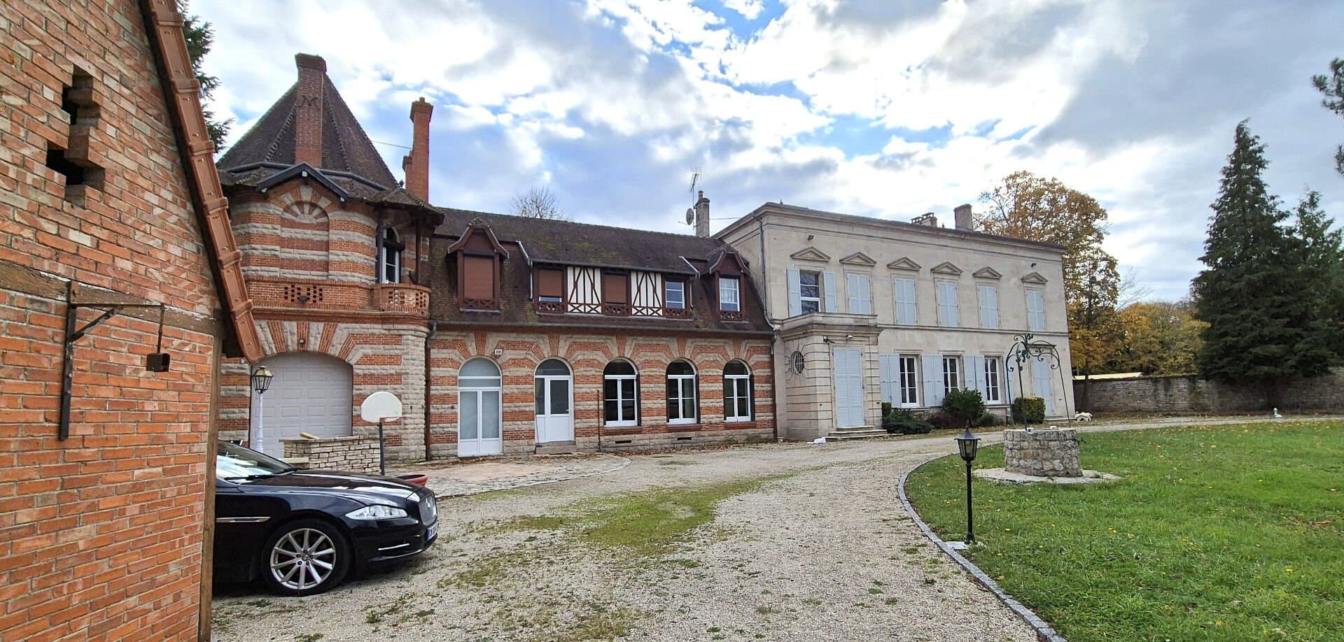 Château to Renovate with 8 Bedrooms and Spacious Grounds 2
