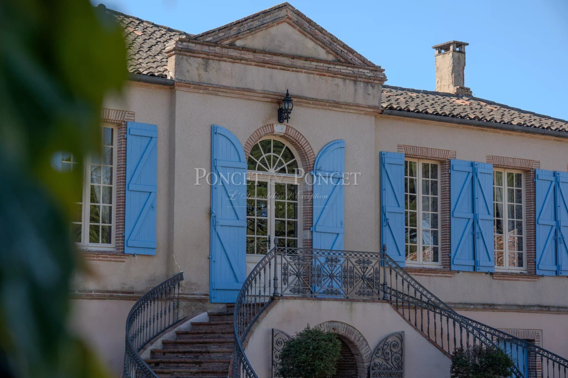 Charming 18th Century Mansion Set in 24 Hectares with Pool and Tennis Court