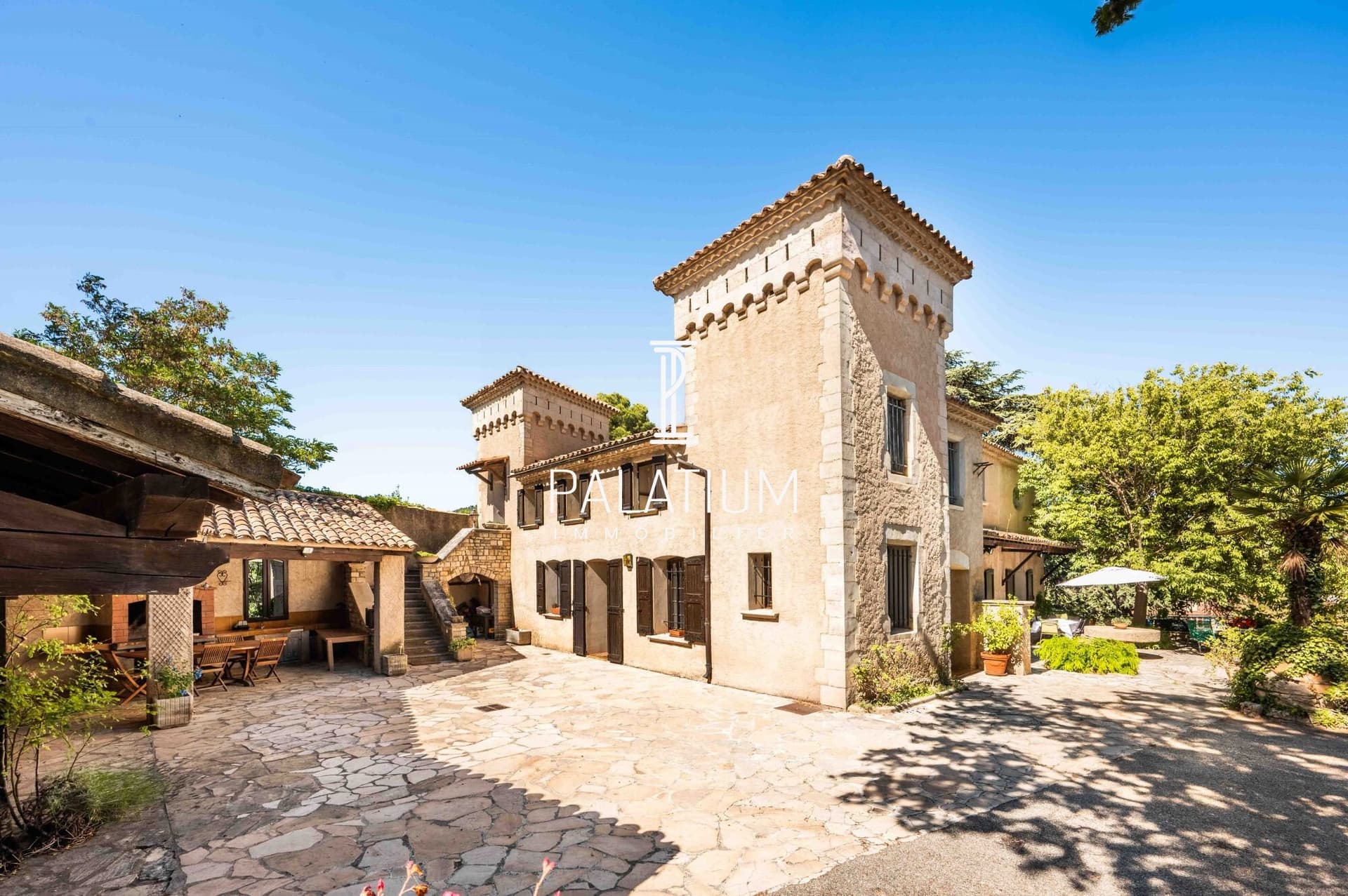 Elegant Château with Pool and Terraces in Manosque 2