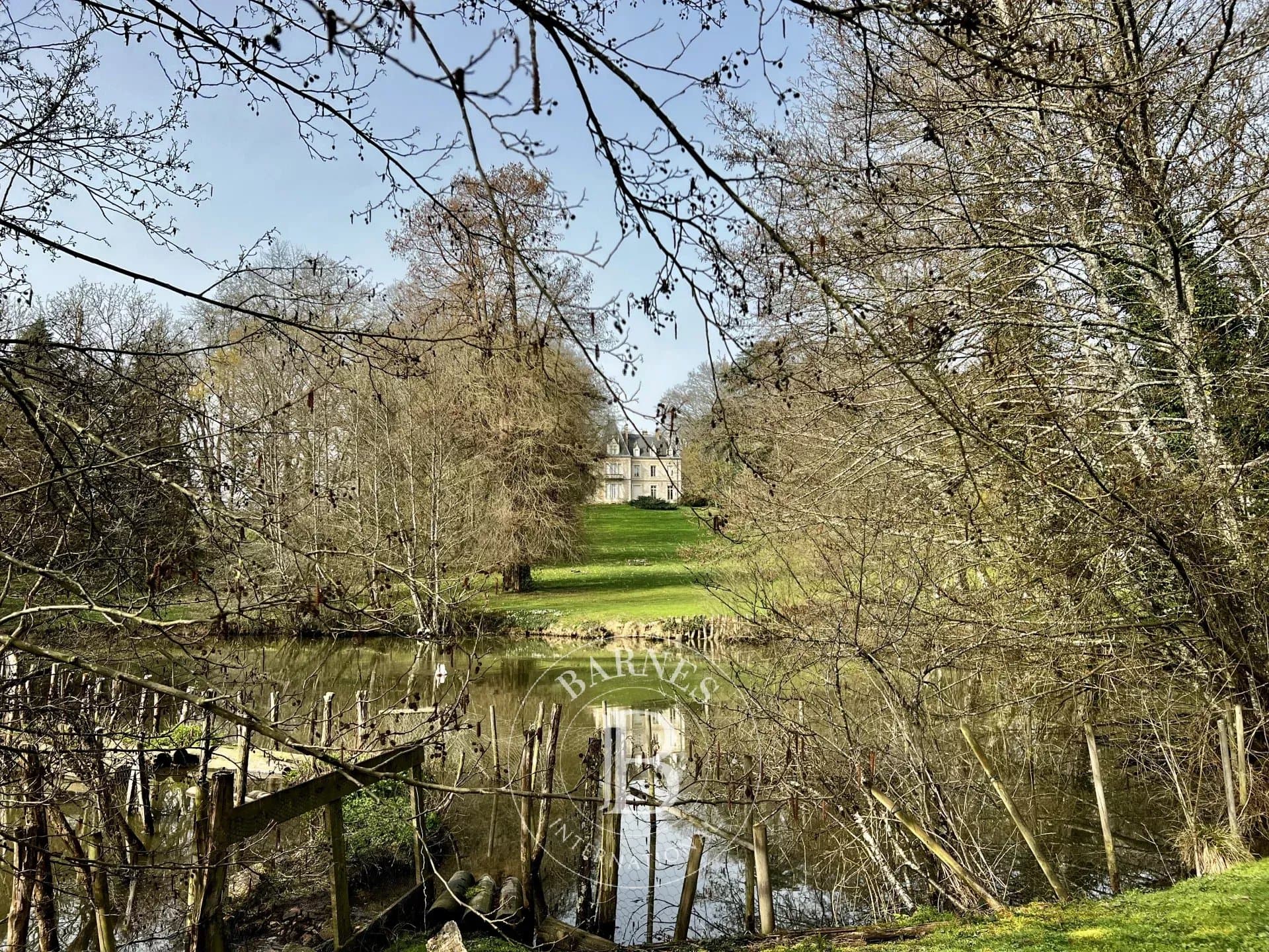 Elegant Manor House With Tennis Court And Old Mill 5