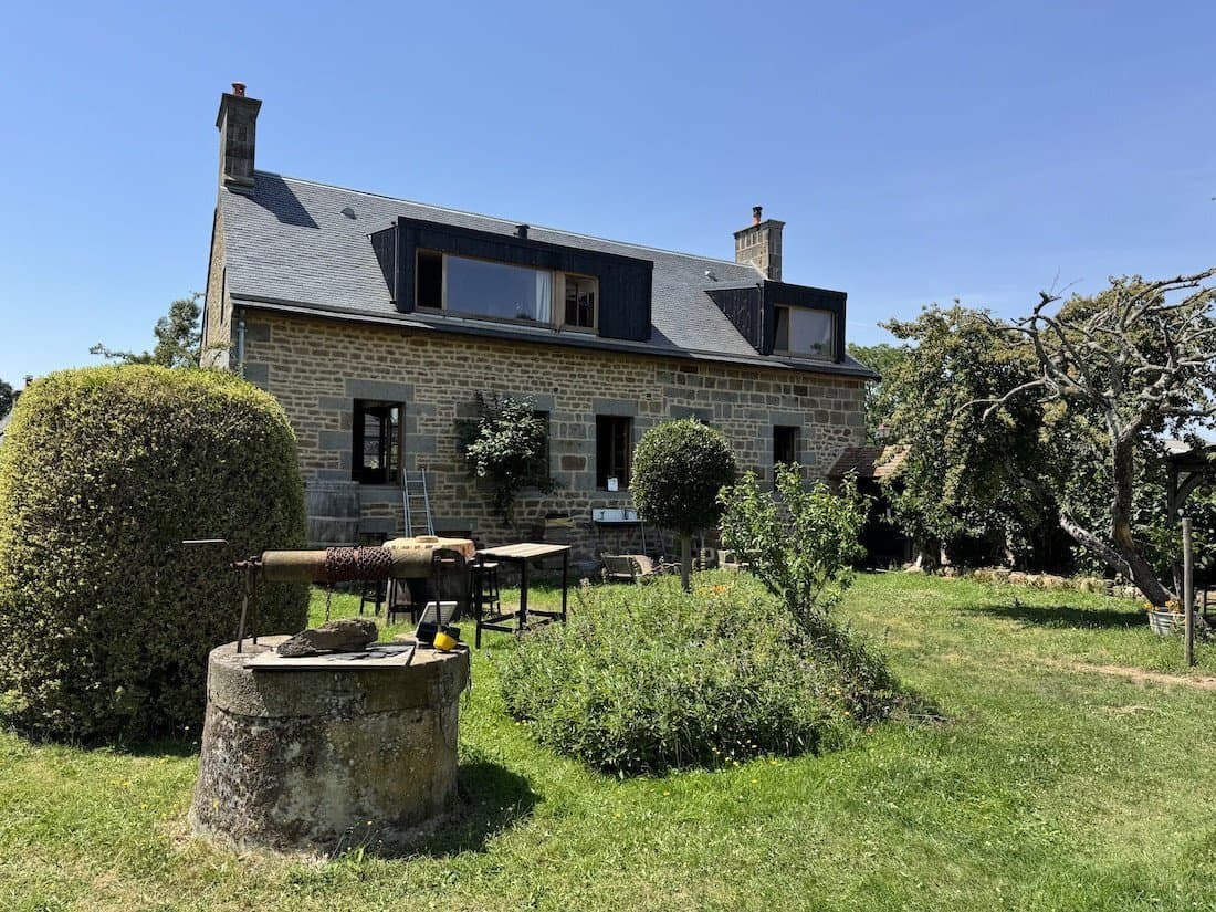 Charming Renovated Presbytery With Beautiful Park