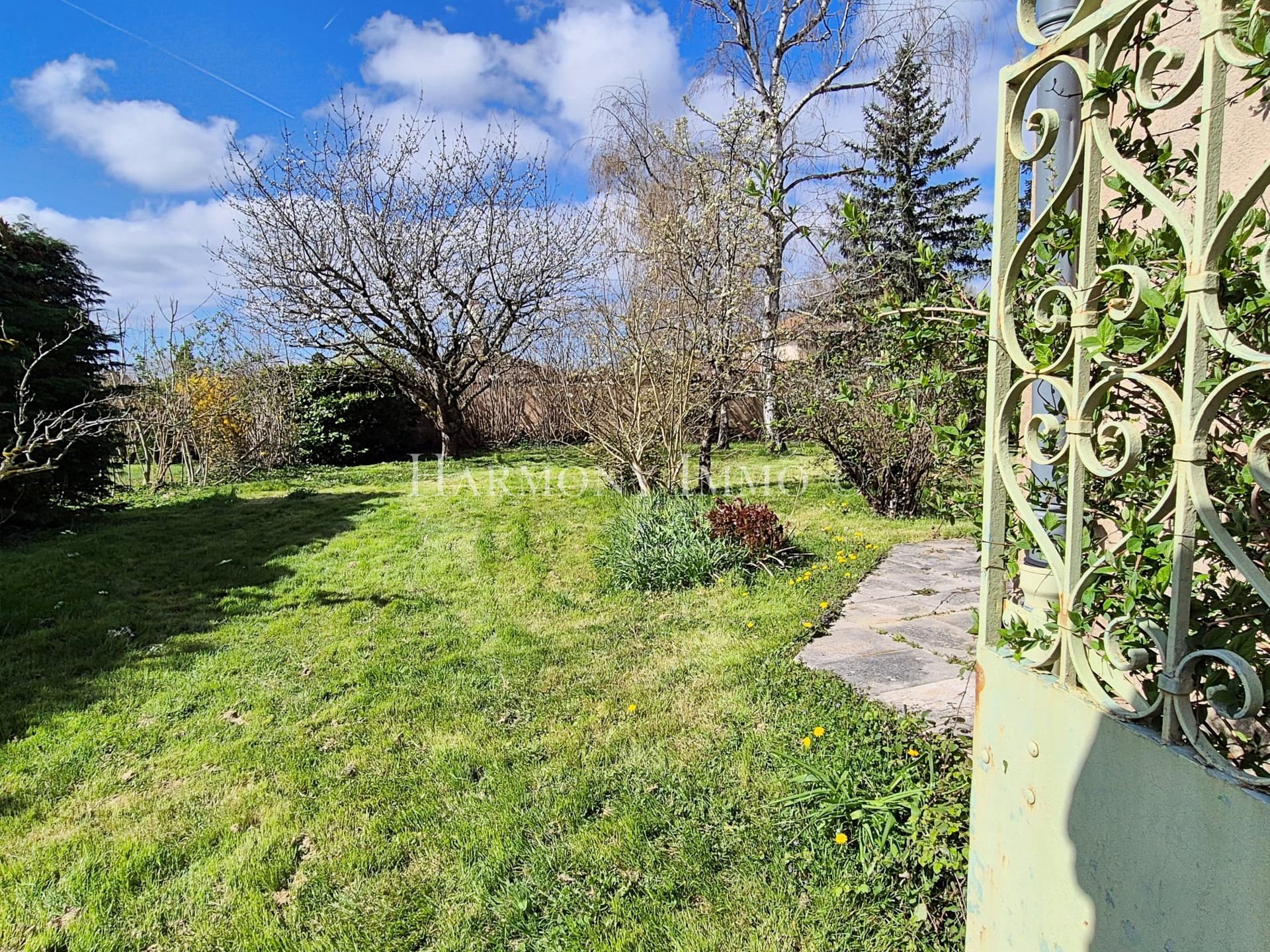 Charming Property With Two Houses And Saltwater Pool 5
