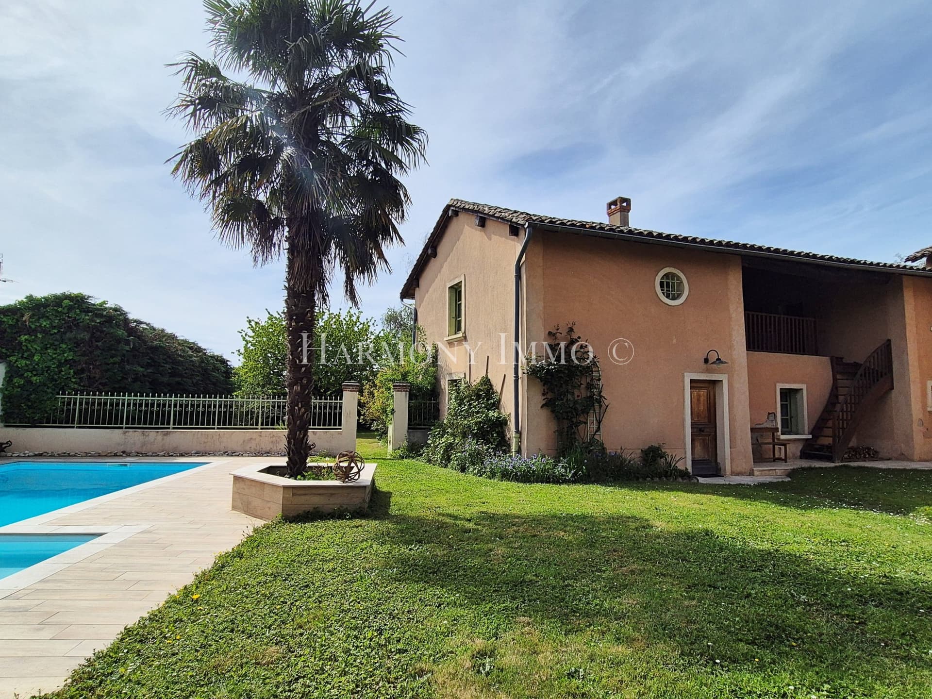 Charming Property With Two Houses And Saltwater Pool 3