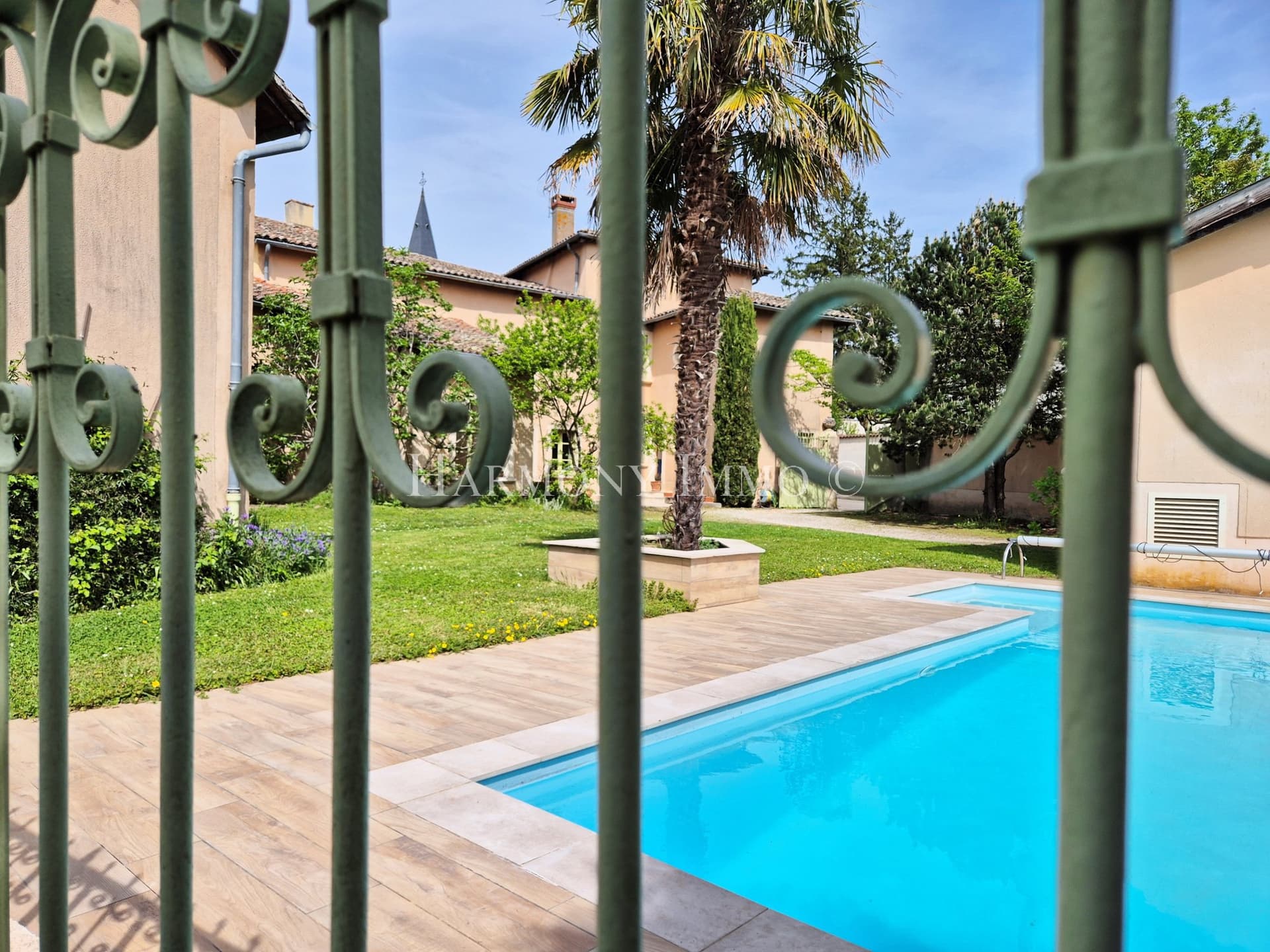 Charming Property With Two Houses And Saltwater Pool 4