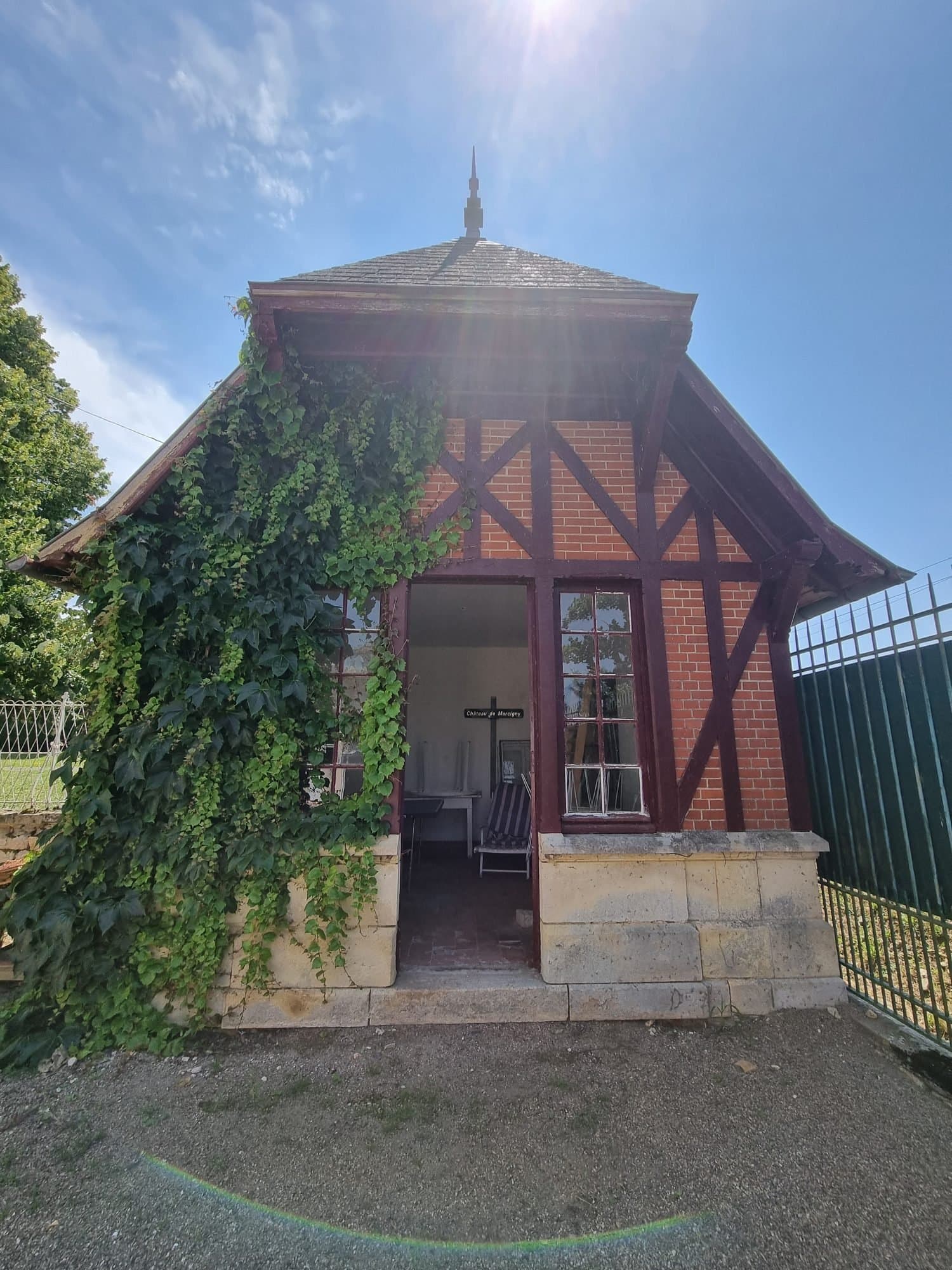 Château With Large Wooded Park And Multiple Outbuildings 4
