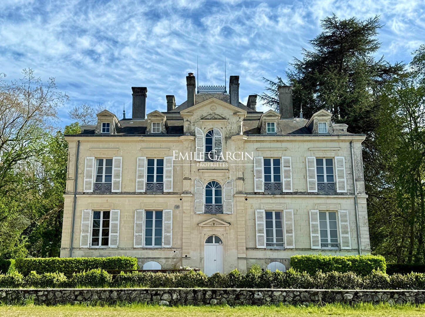 Elegant 19th Century Château Set Within An 88 Hectare Estate