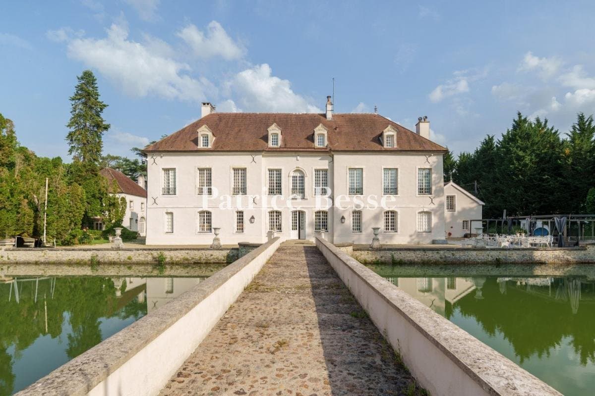 Historic 14th Century Château With Moats And Expansive Grounds — Château for sale in France