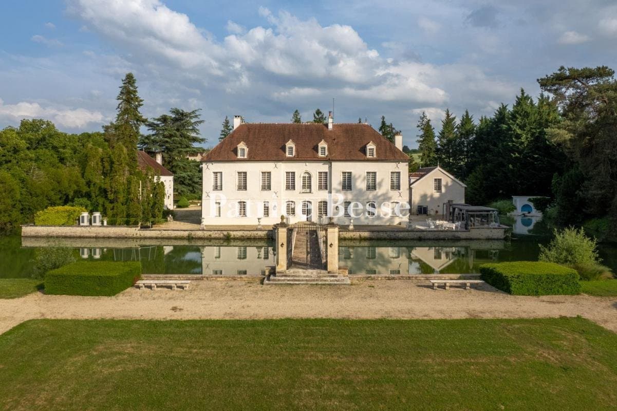 Historic 14th Century Château With Moats And Expansive Grounds 2