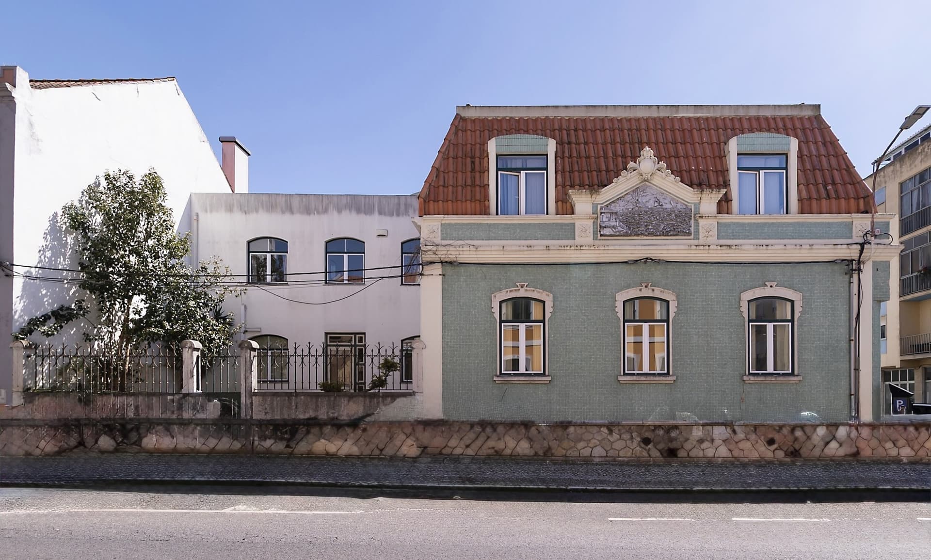 Historic Building With Investment Potential In Setúbal — in Portugal