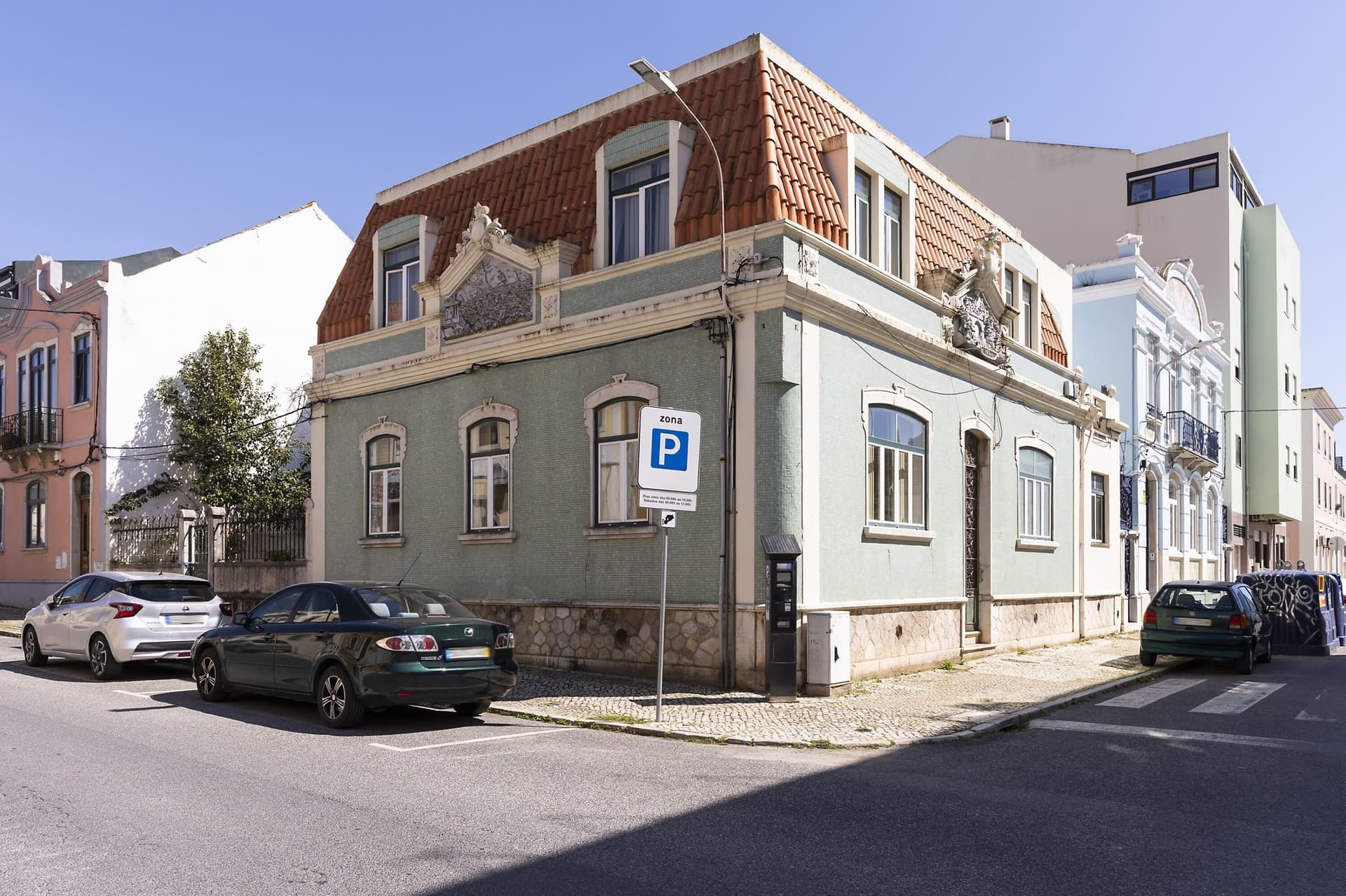 Historic Building With Investment Potential In Setúbal 2