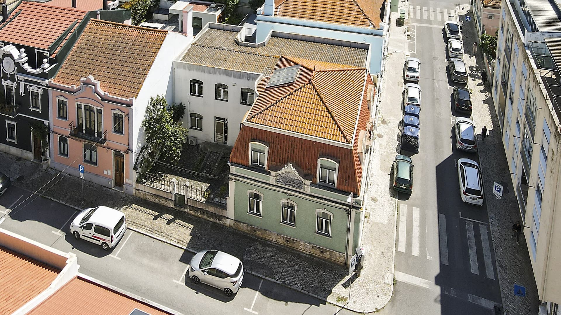 Historic Building With Investment Potential In Setúbal 2
