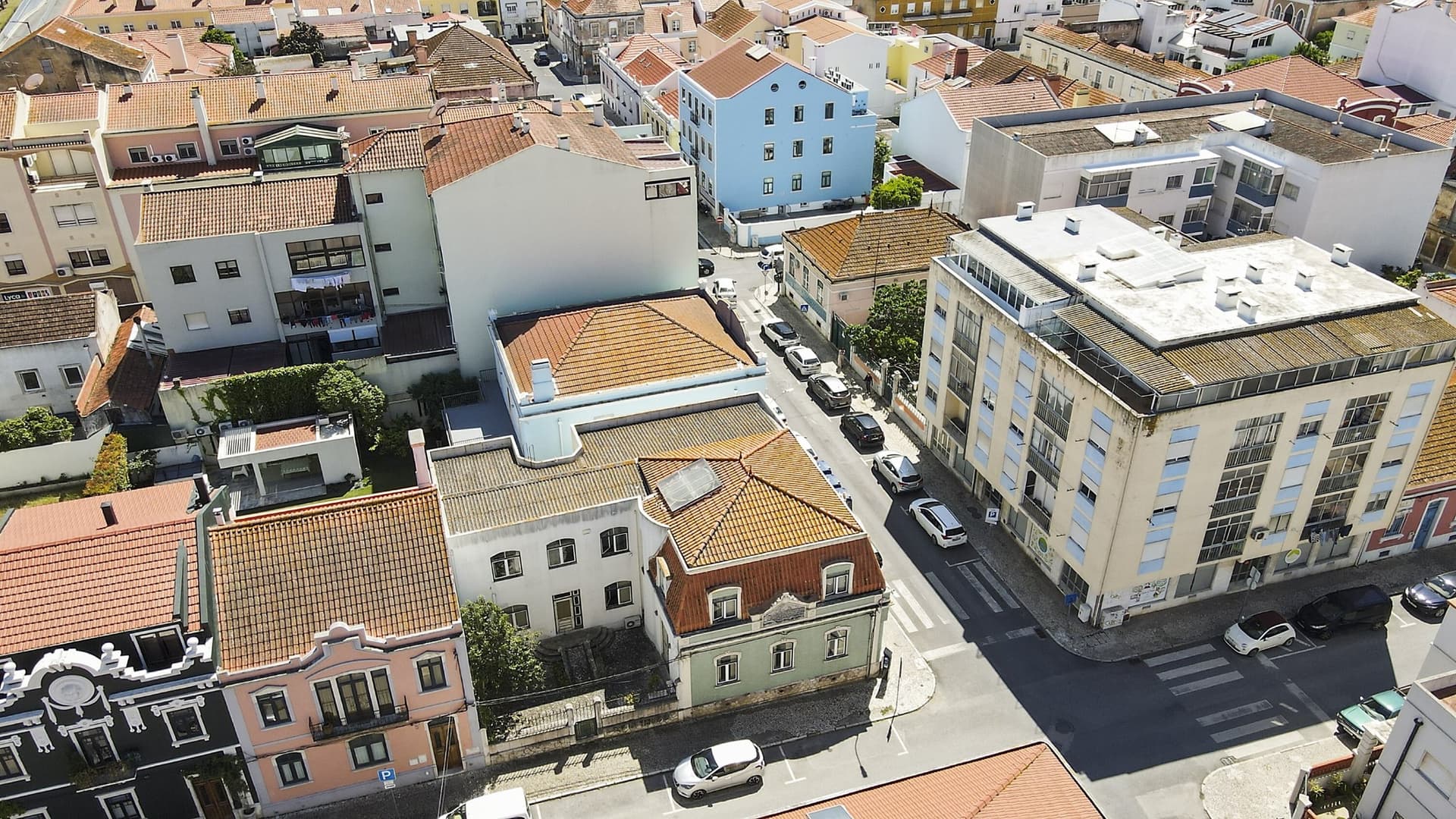 Historic Building With Investment Potential In Setúbal 3