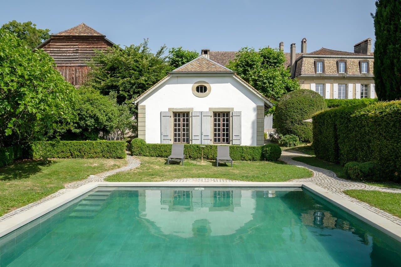 Historic 18th Century Château With Expansive Parkland Near Lausanne — Château for sale in Switzerland
