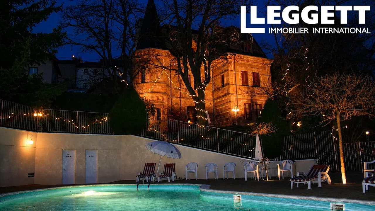 Elegant 1825 Château With Guest House, Pool, And Wellness Facilities 2