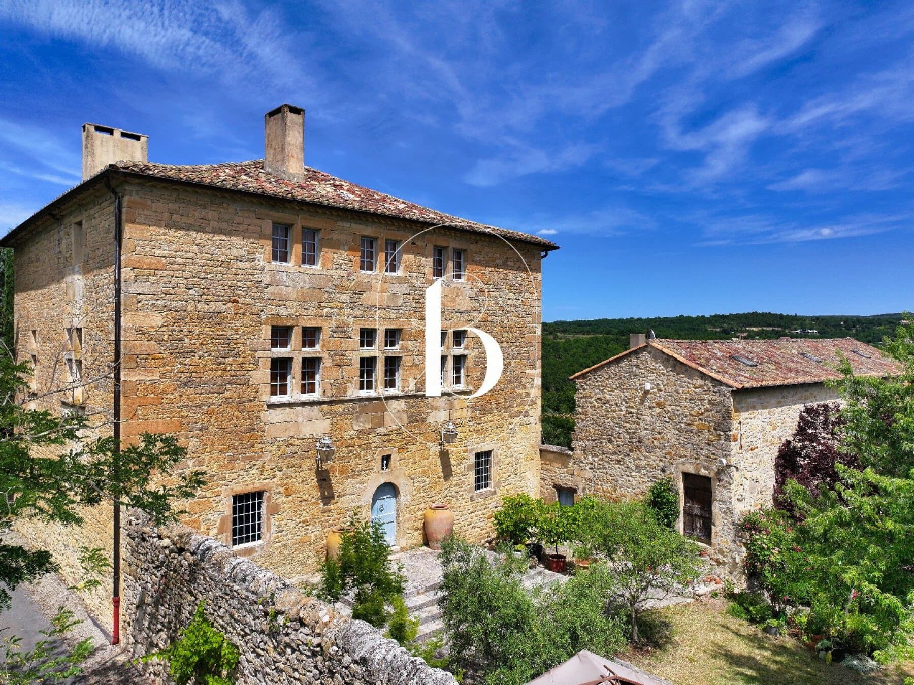 Magnificent 17th Century Castle With Swimming Pool And Panoramic Views 2
