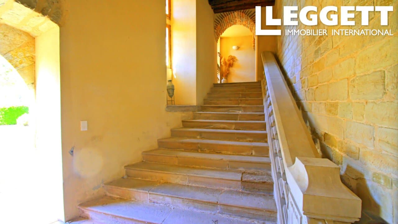 Stunning 13th Century Castle Fully Restored With 2 Hectares Of Land 5