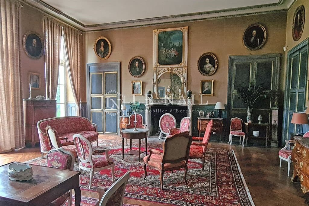 Elegant 18th Century Château Surrounded By Lush Parkland 5