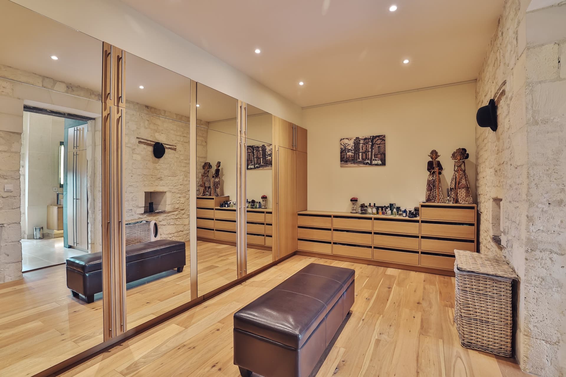Luxurious Historic Residence With Infinity Pool And Panoramic Views 4