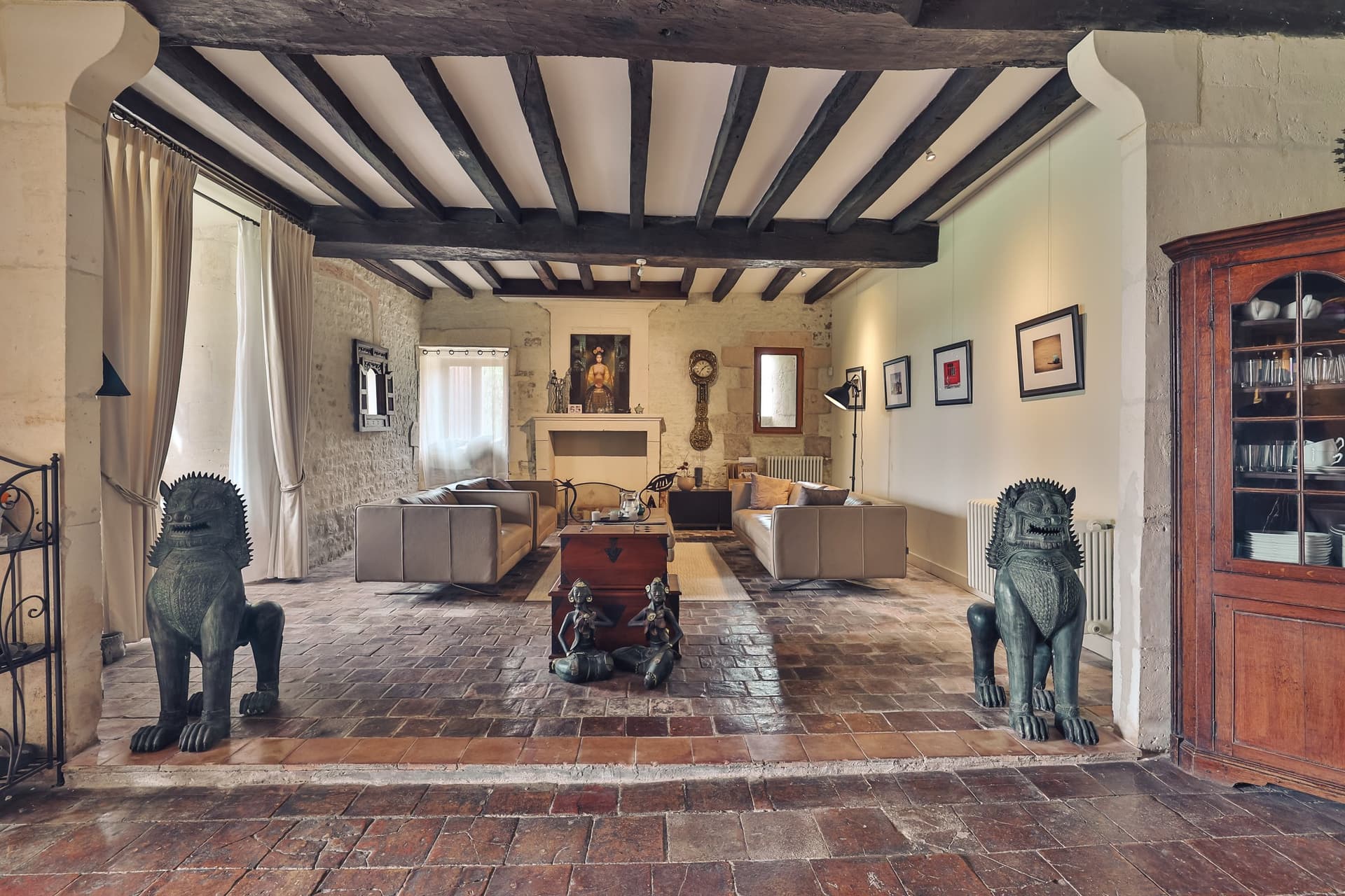 Luxurious Historic Residence With Infinity Pool And Panoramic Views 5