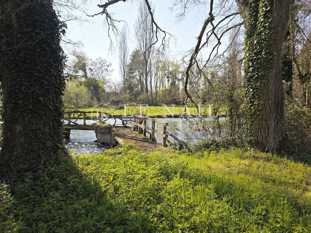19th Century Château With Holiday Cottages And Scenic River Views 5