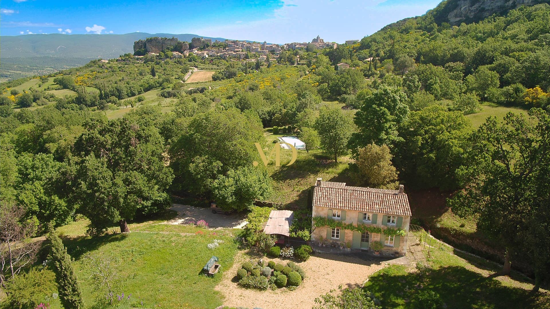 Charming 18th Century Mill With Swimming Pool And Stunning Views 5