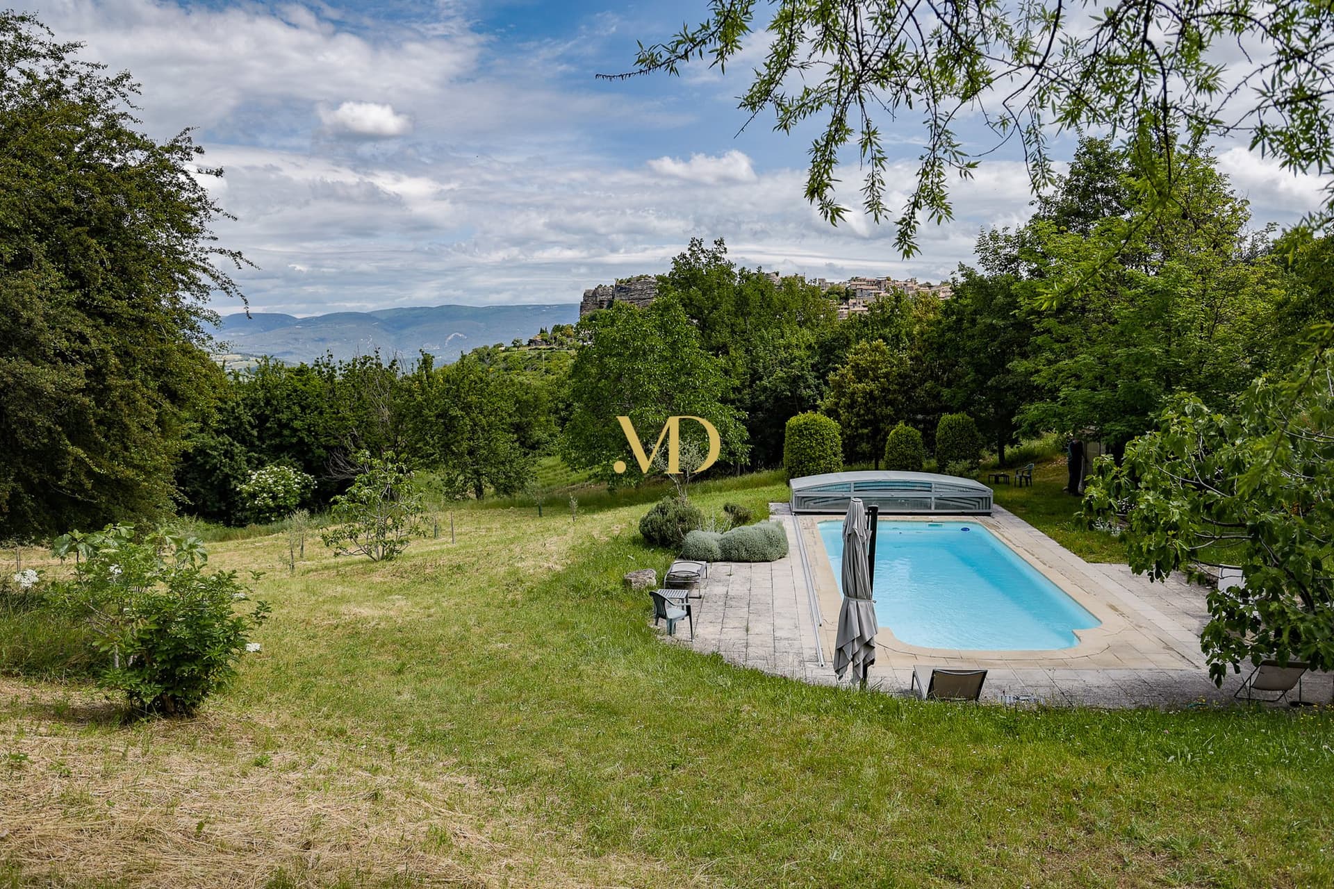 Charming 18th Century Mill With Swimming Pool And Stunning Views 4