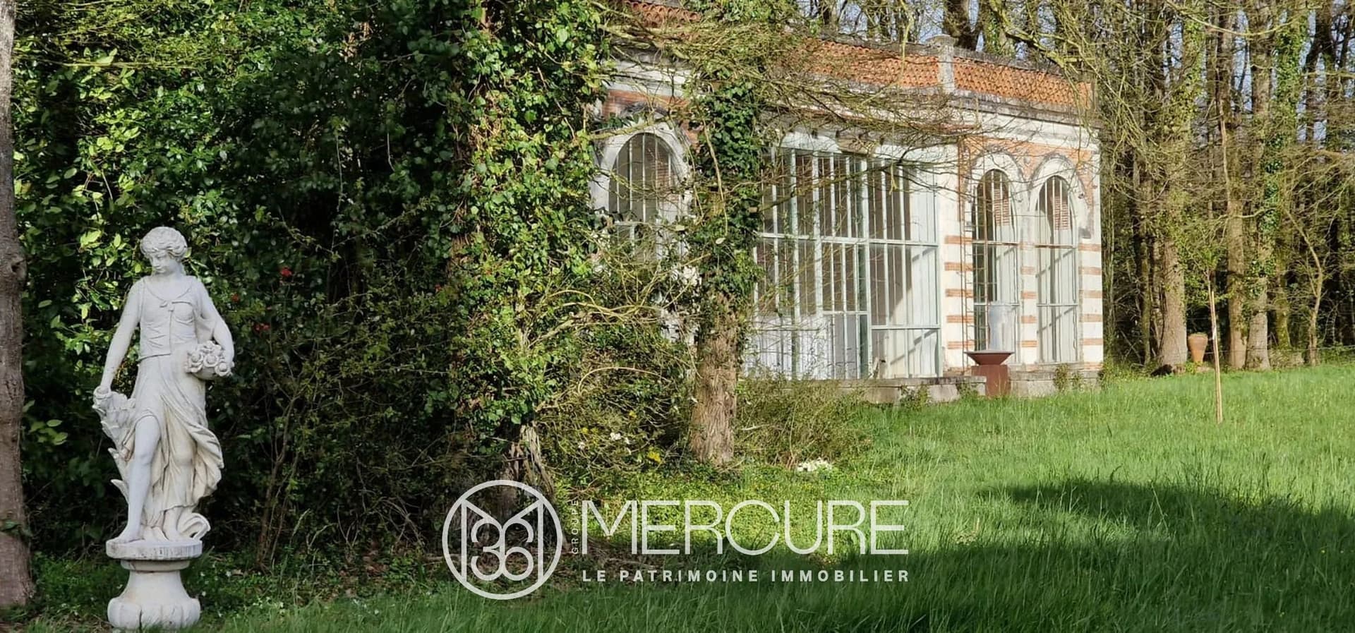 19th Century Château With Established Hospitality Venue And Unique Features 5
