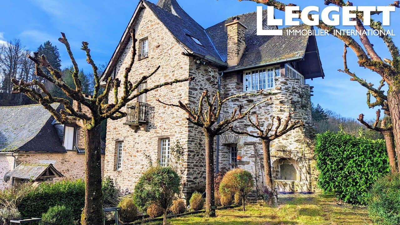 Château La Tour Saint Laurent 15th Century Medieval Tower With Panoramic Views — Château for sale in France