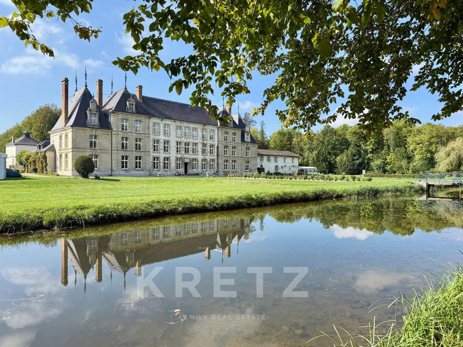Castles for sale in Champagne-Ardenne