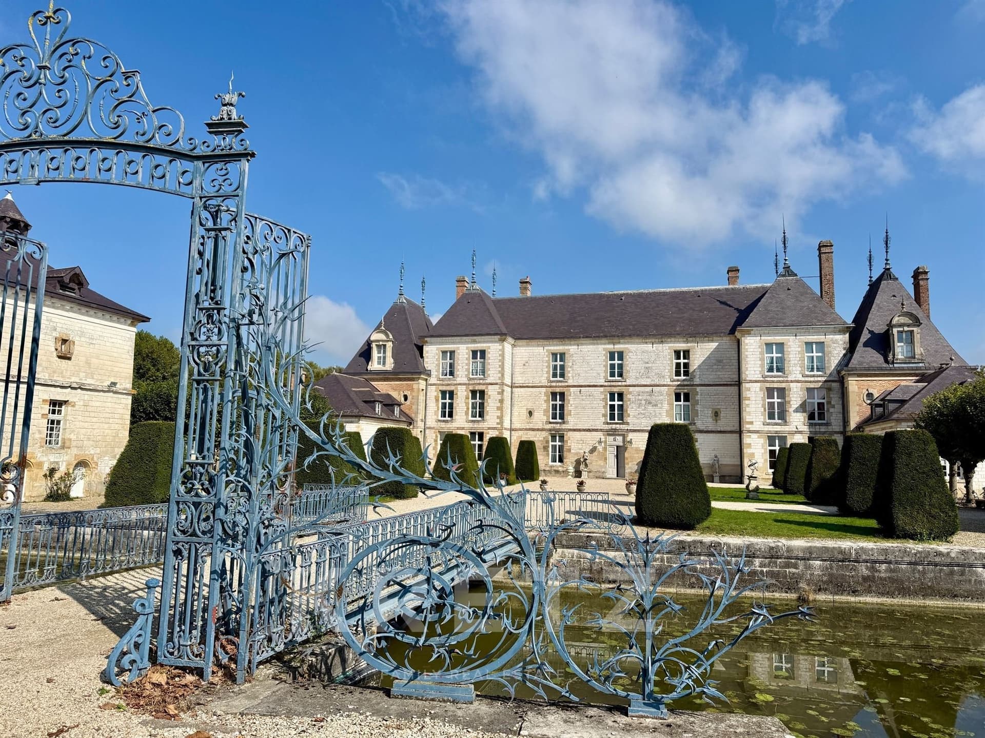 Magnificent 17th Century Château With Historic Significance And Expansive Grounds 4