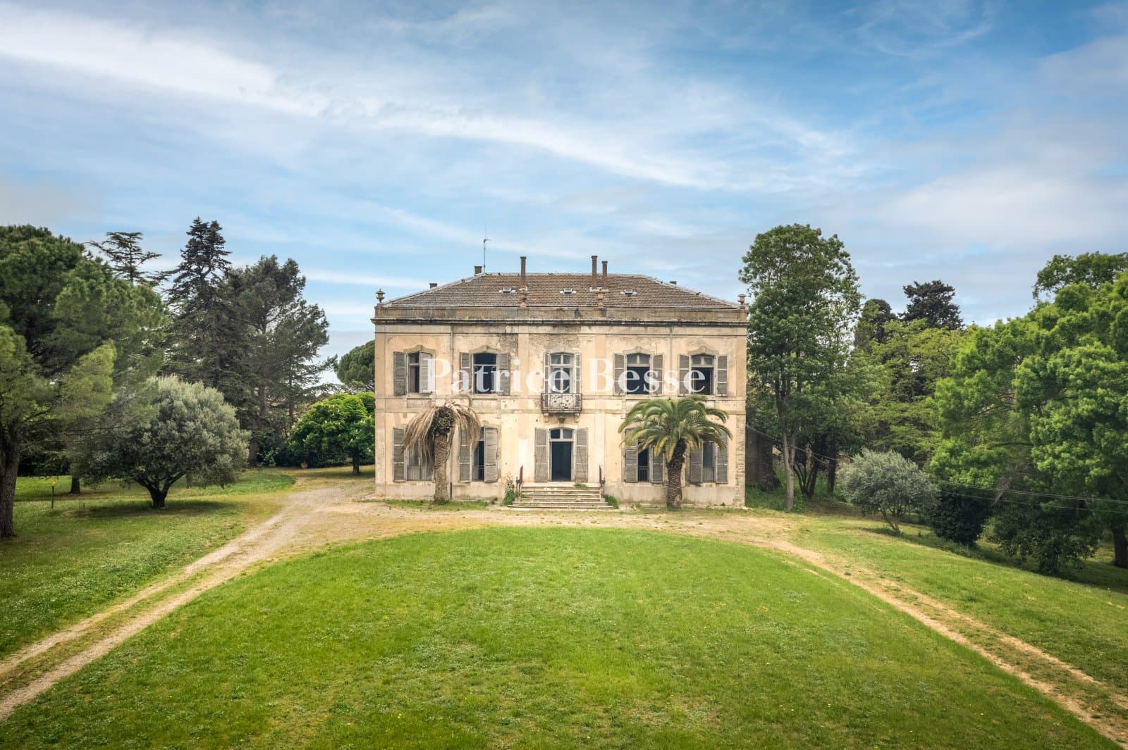 Historic Manor House With Vineyard And Outbuildings Near Carcassonne