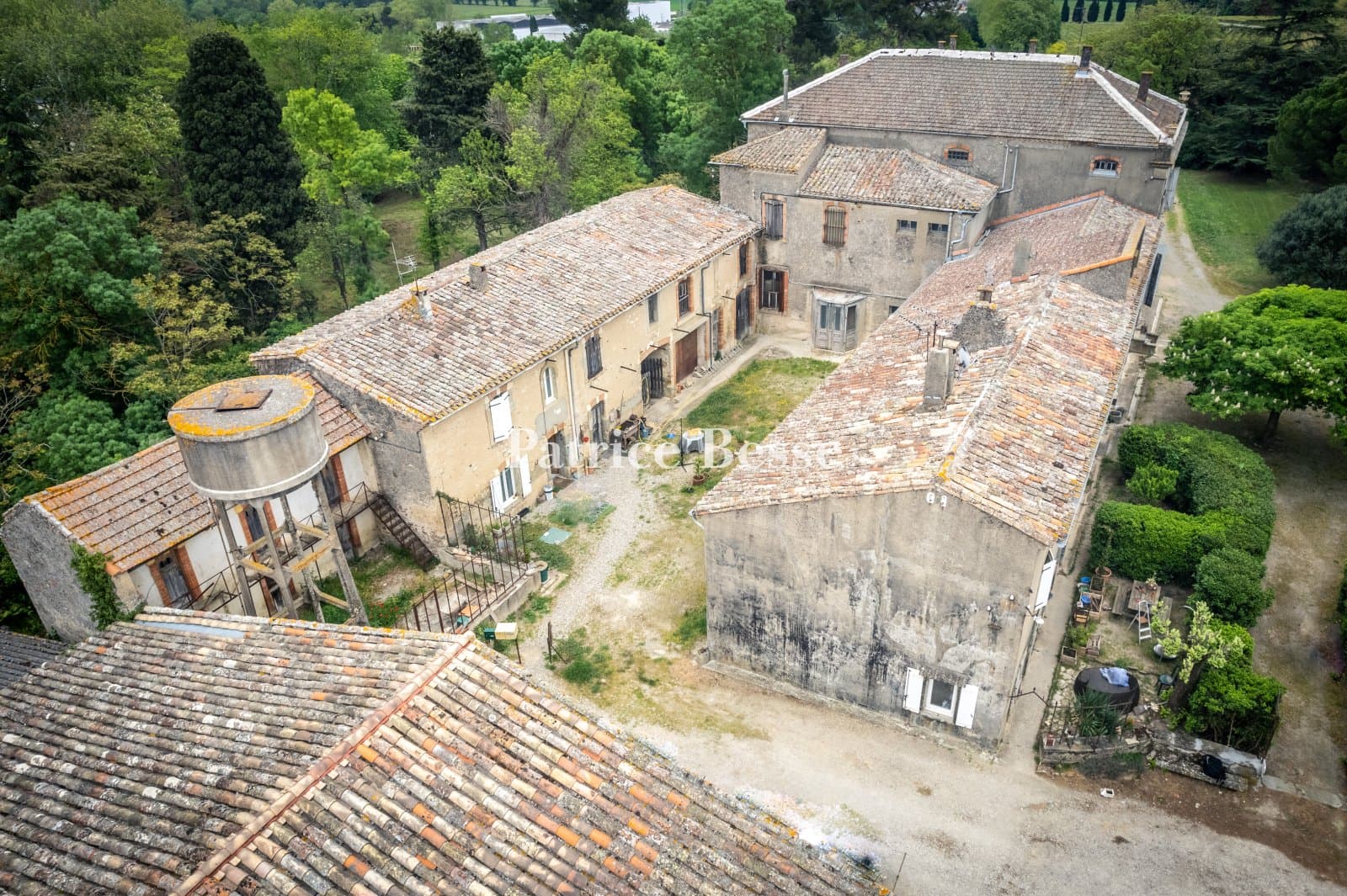 Historic Manor House With Vineyard And Outbuildings Near Carcassonne 5