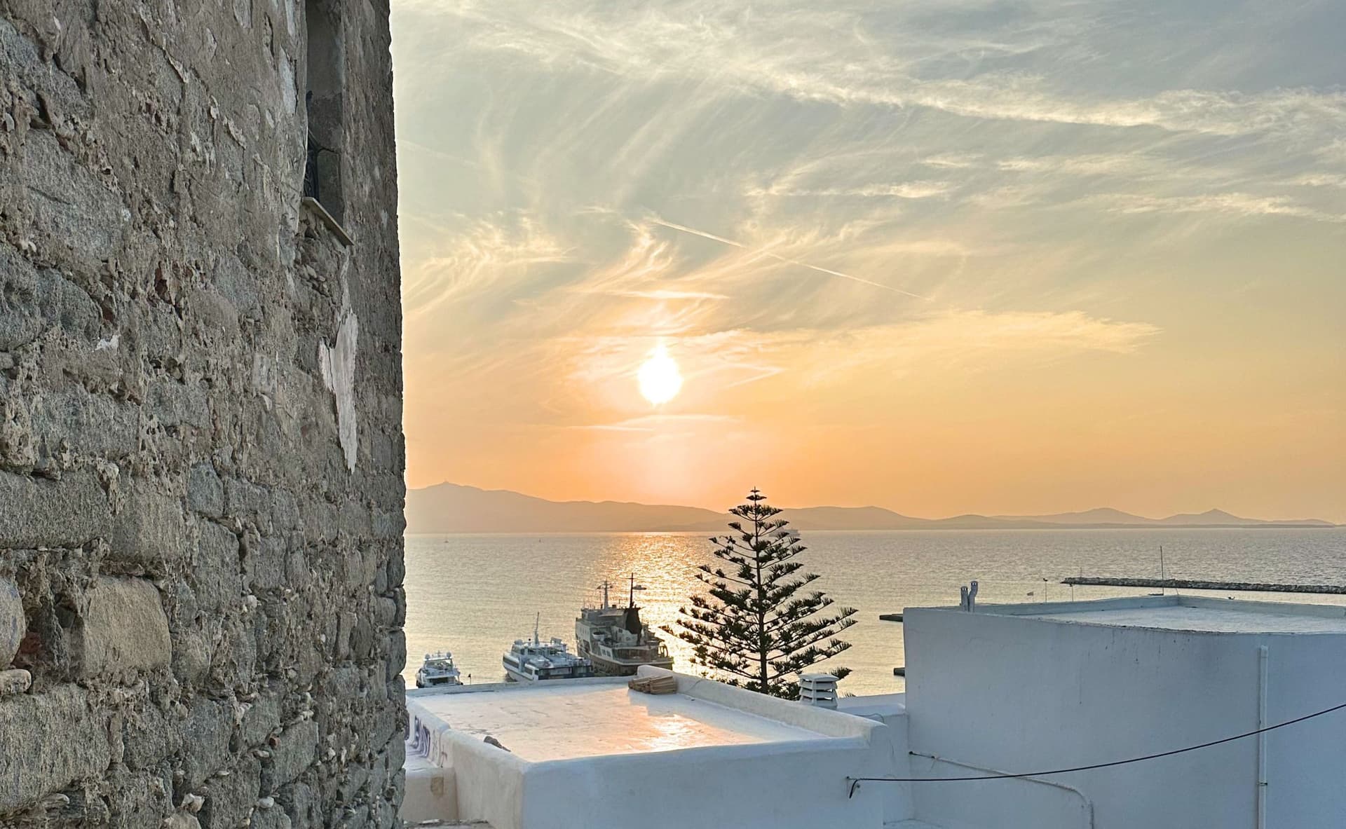 Historic Mansion in Naxos's Old Town with Stunning Views 2