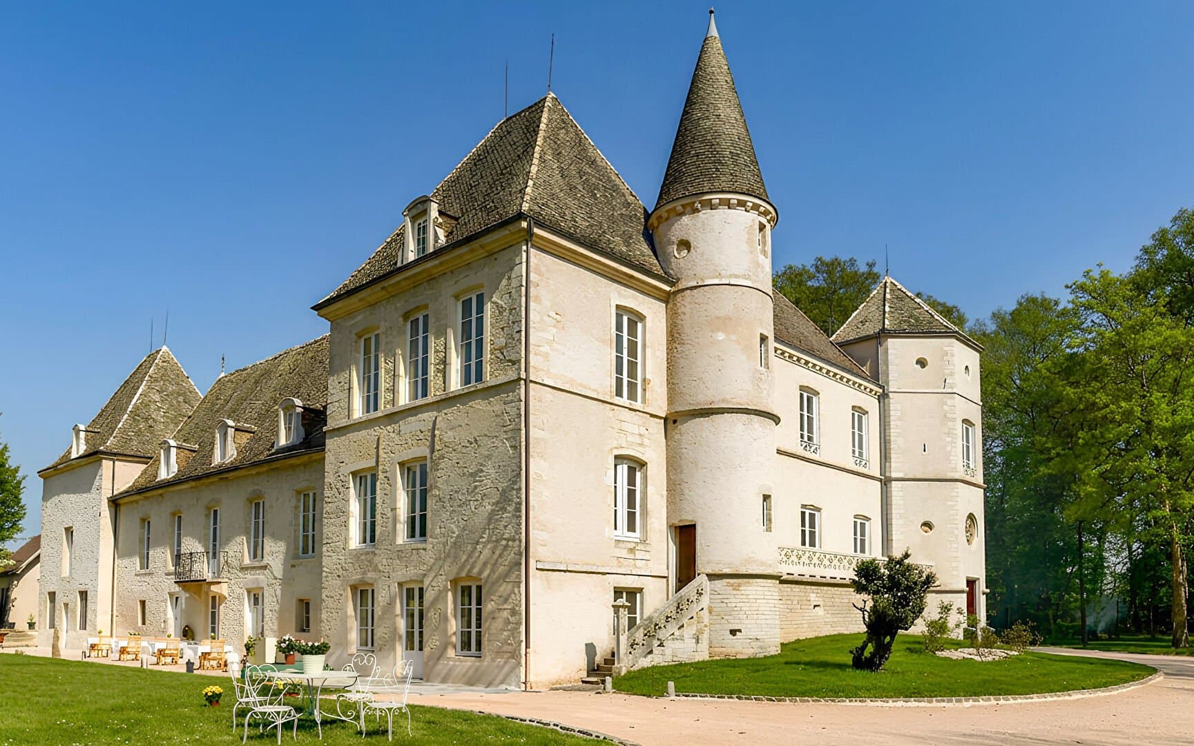 Château de Pymont 700.0 Sqm 9 Bedrooms 2