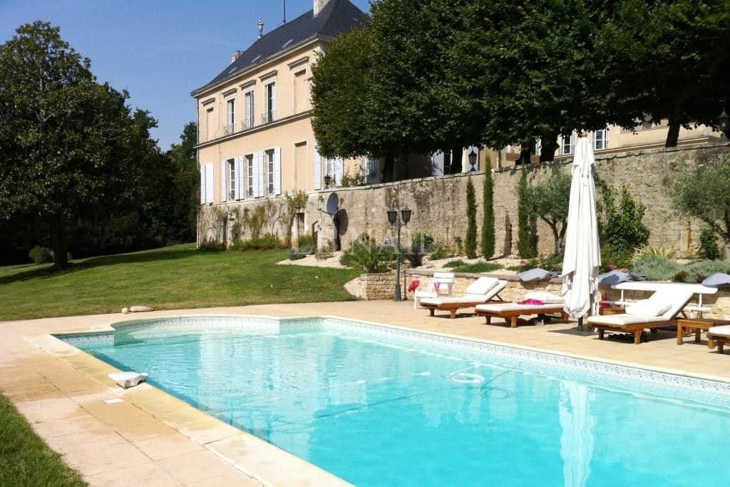 Beautiful Early 19th Century Château Near Poitiers 4