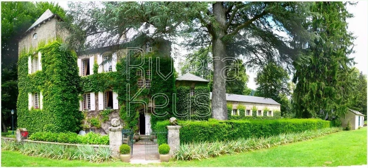 Magnificent 17th Century Castle With 55 Hectares Of Land — in Occitanie, France