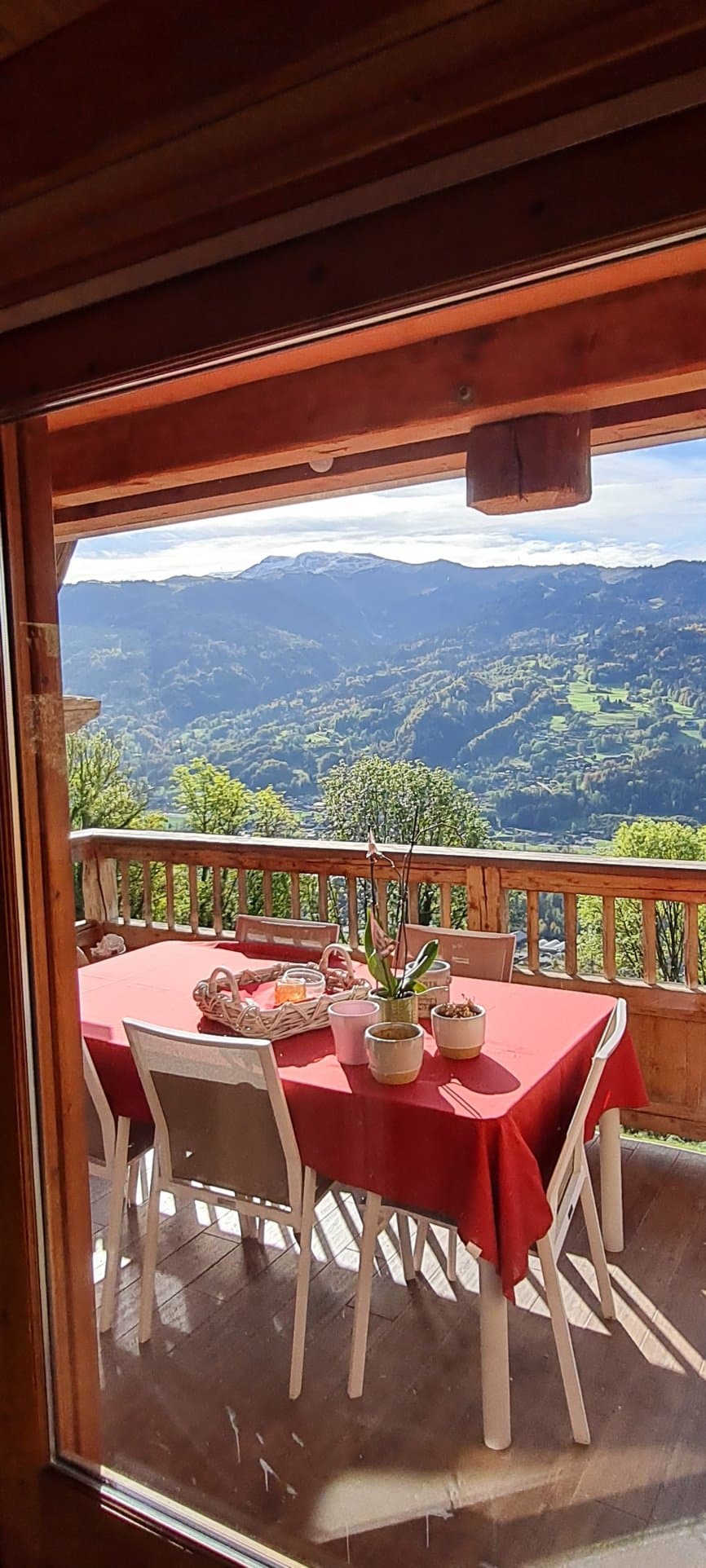 Exceptional Estate with Mountain Views and 17,000 m² of Natural Land 4