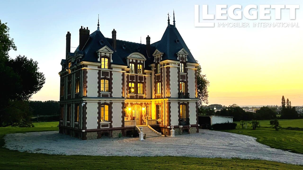 Elegant 19th Century Château With Equestrian Facilities In Normandy 3