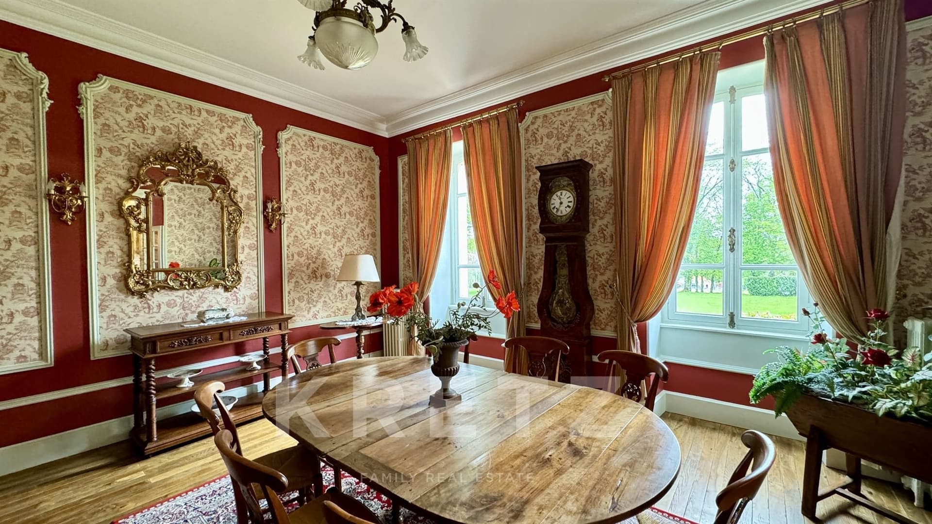 Renovated Château With 570 Sqm Living Space And 30 Hectare Park 4
