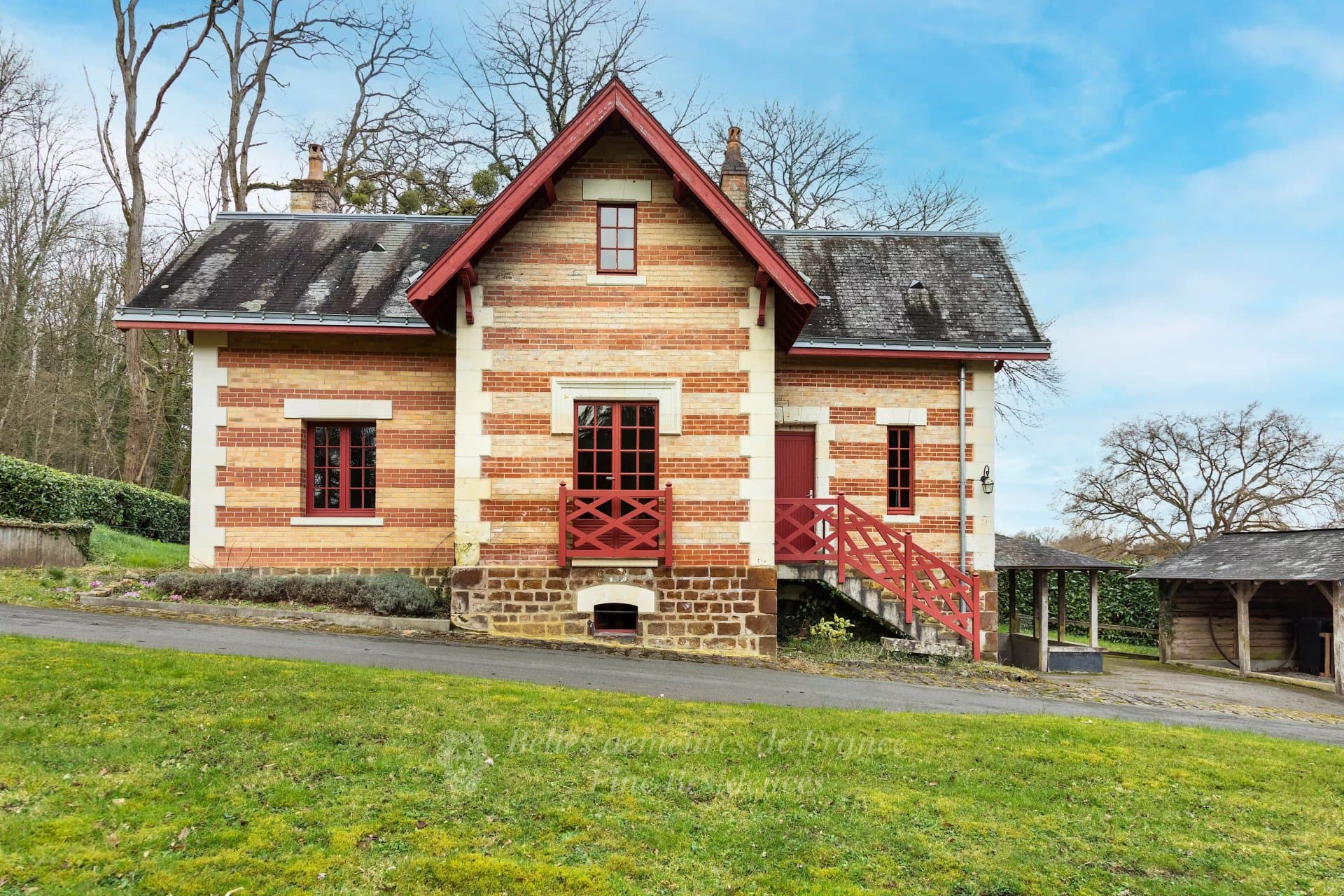 Meticulously Restored 19th Century Château With Pool And Tennis Court