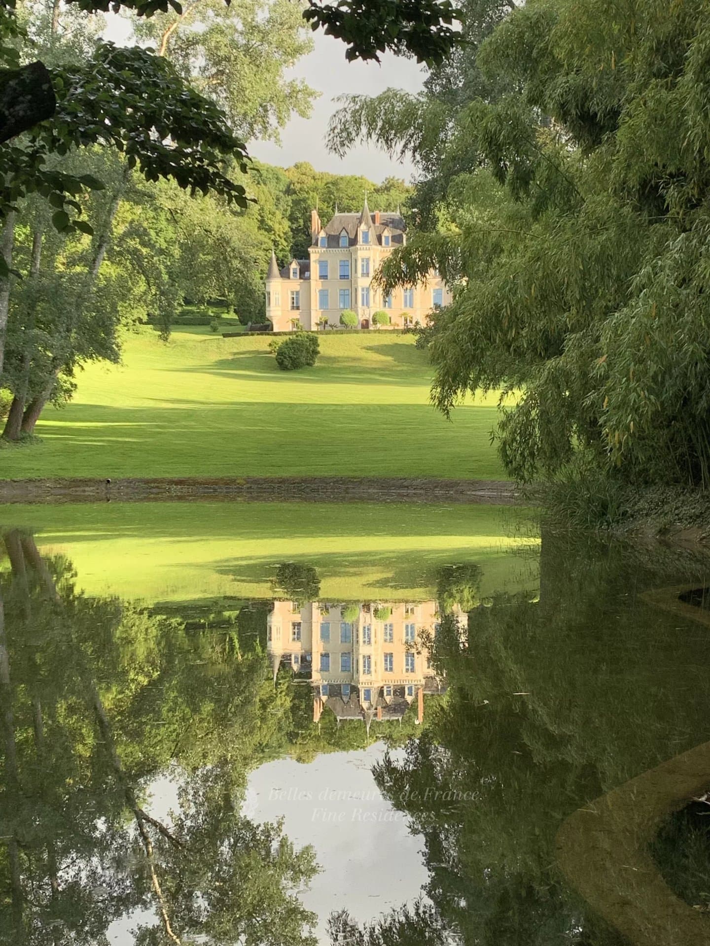 Meticulously Restored 19th Century Château With Pool And Tennis Court 3