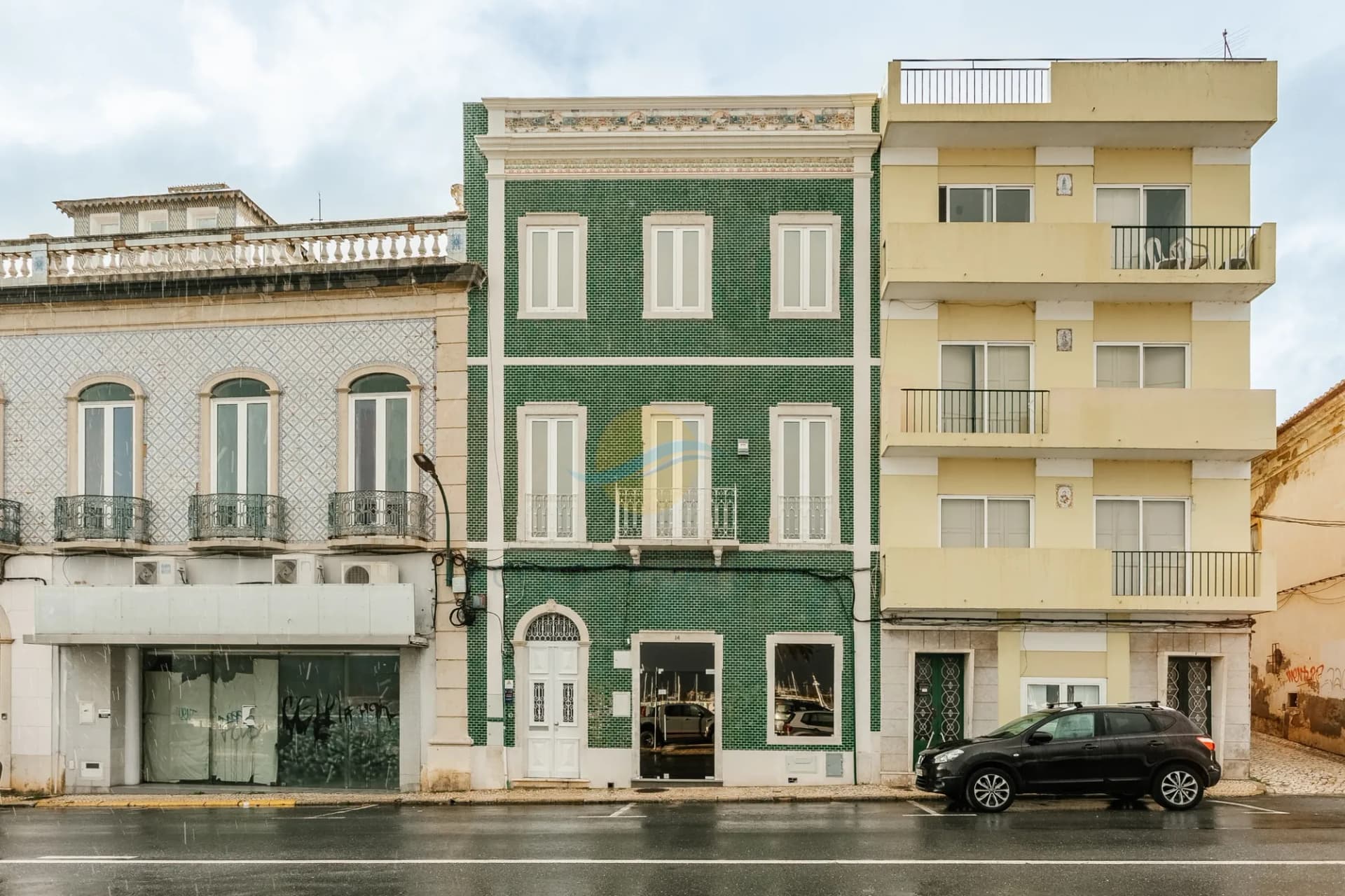 Casa Tartaruga: Iconic Riverside Residence With Investment Potential