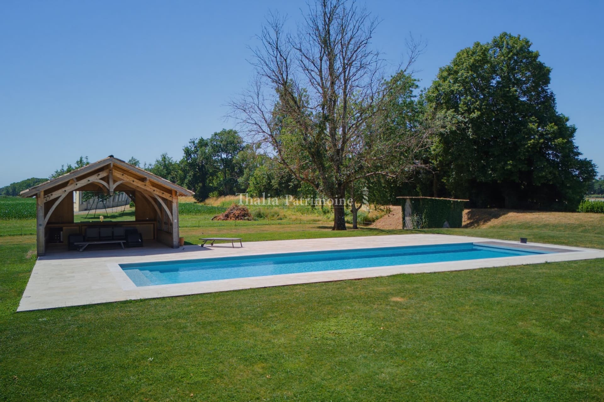 Magnificent 18th Century Manor House With Heated Pool And Extensive Grounds 3