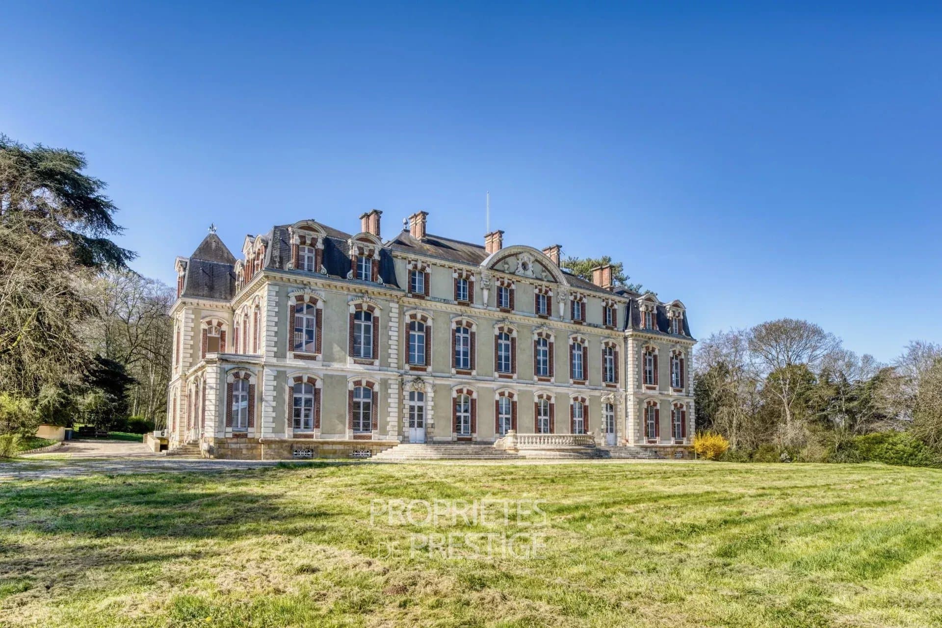 Historic Château With Extensive Grounds And Business Potential 2