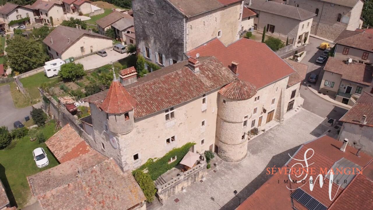 Château Prunier With Panoramic Views And Historic Charm 2